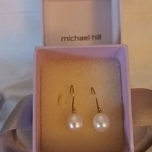 Michael Hill 10kt Gold Pearl Drop Earrings - White Pearls